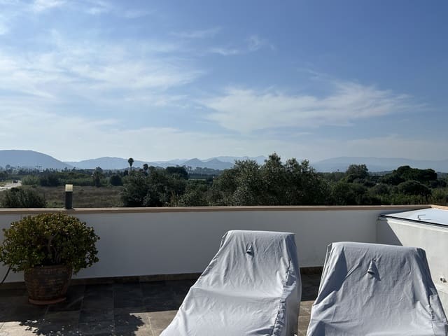 4 sypialnia Penthouse na sprzedaż w Dénia z basenem garażem - 790 000 € (Ref: 9431062)