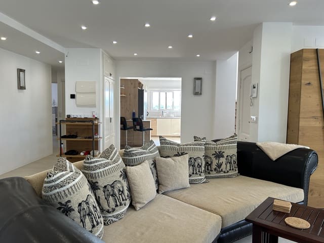 4 bedroom Penthouse for sale in Dénia with pool garage - € 770,000 (Ref: 9431062)