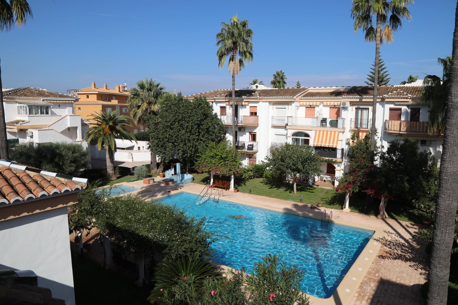 4 sypialnia Penthouse na sprzedaż w Denia z basenem garażem - 790 000 € (Ref: 9431062)