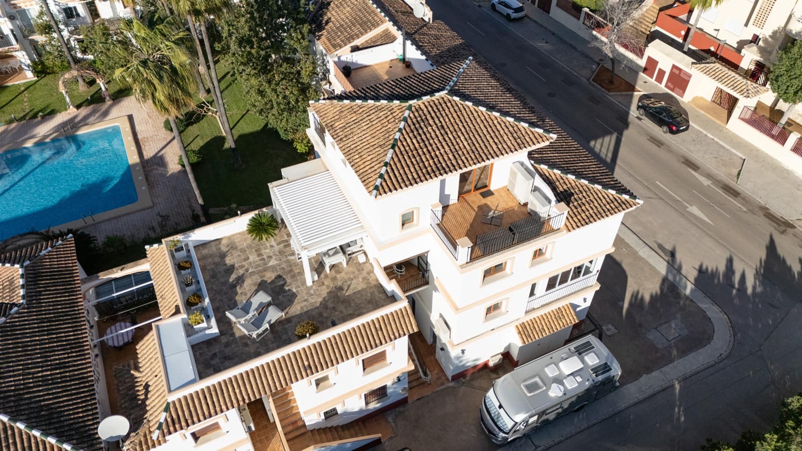 4 bedroom Penthouse for sale in Denia with pool garage - € 770,000 (Ref: 9431062)