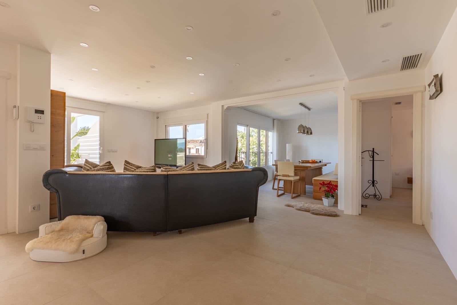 4 bedroom Penthouse for sale in Denia with pool garage - € 770,000 (Ref: 9431062)