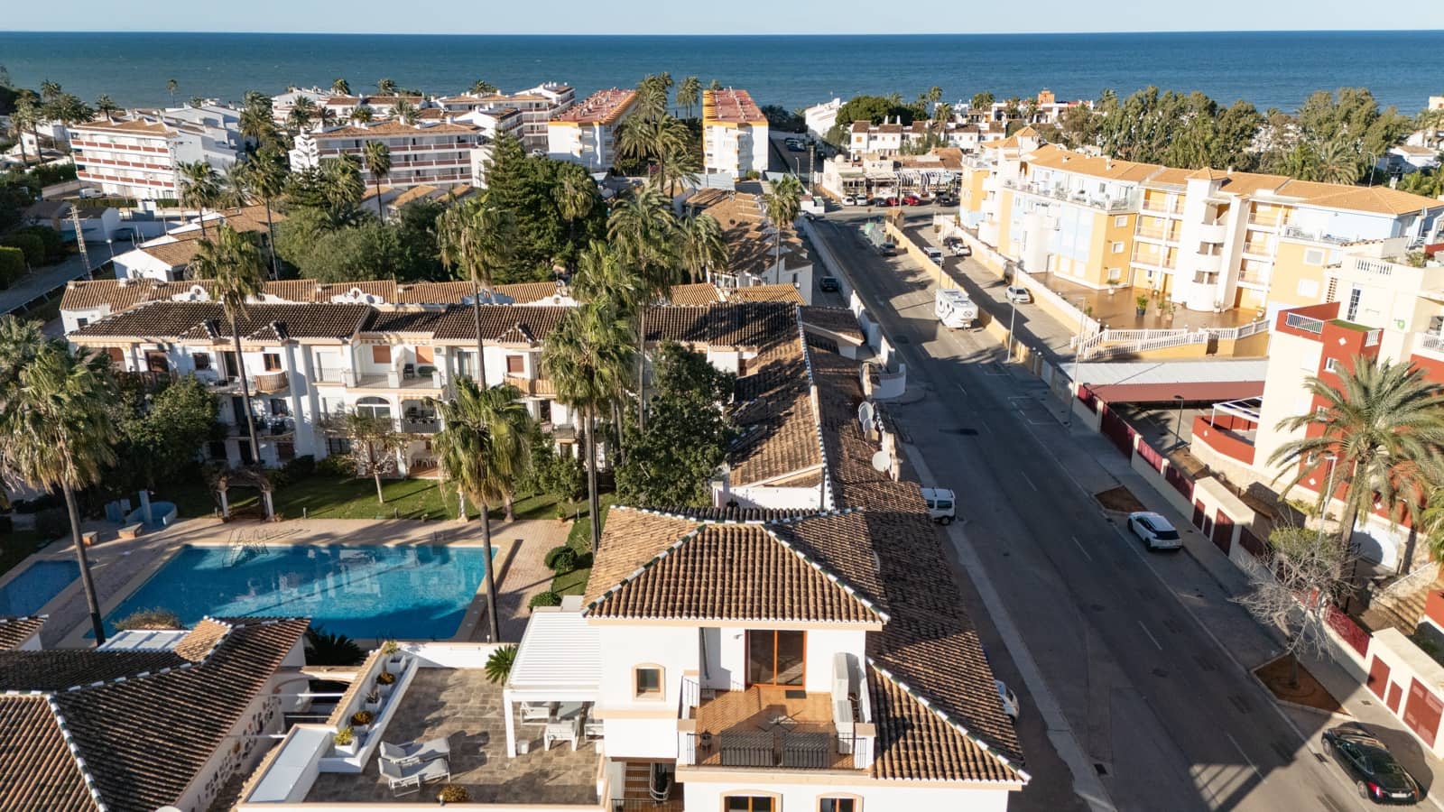 4 bedroom Penthouse for sale in Denia with pool garage - € 770,000 (Ref: 9431062)