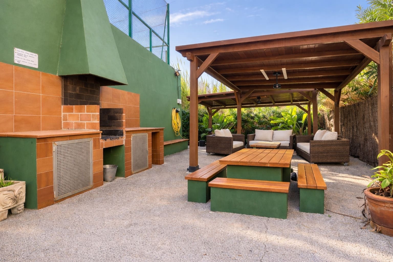 4 quarto Penthouse para venda em Denia com piscina garagem - 770 000 € (Ref: 9431062)