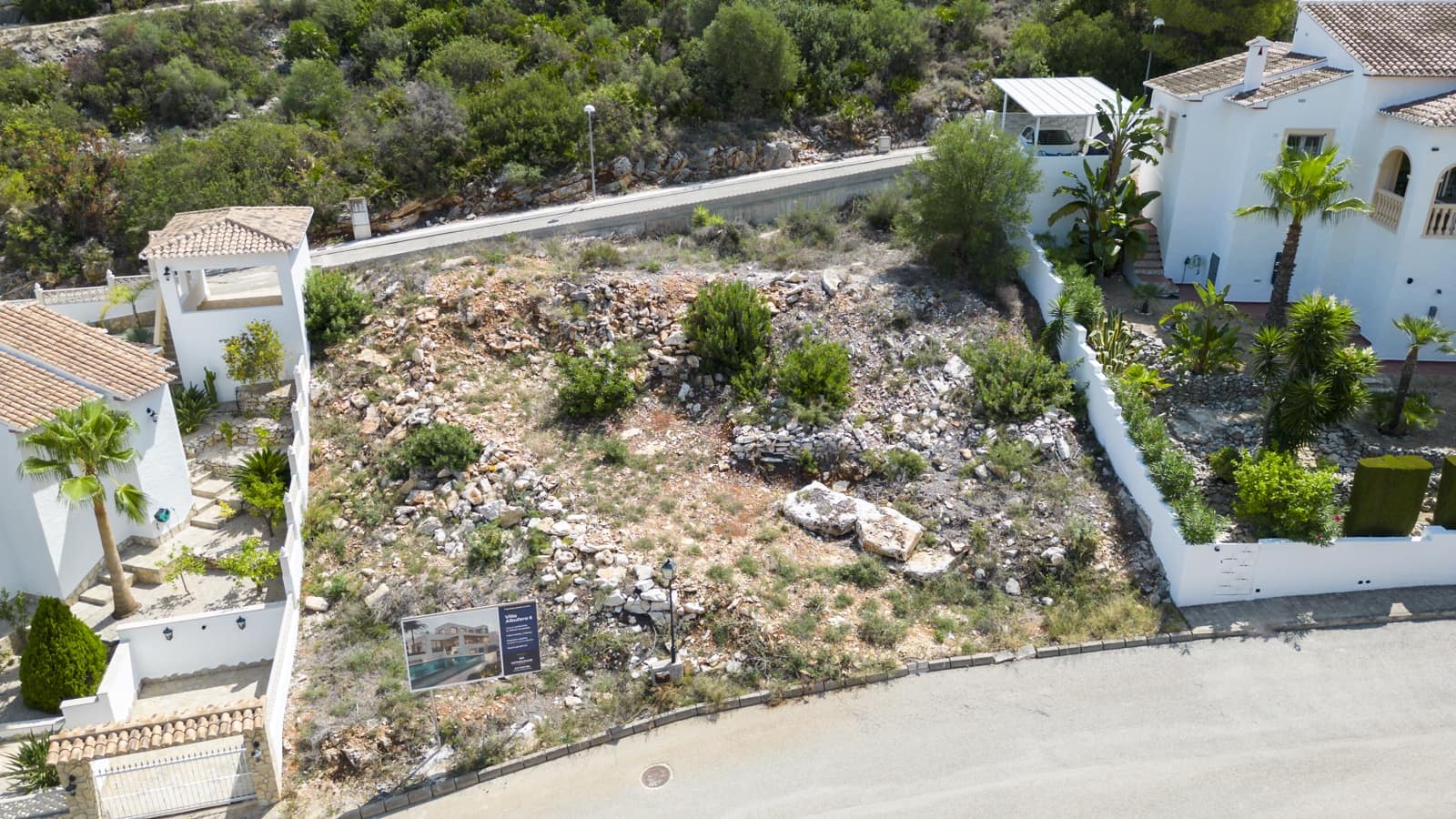 4 bedroom Villa for sale in Monte Solana with pool garage - € 795,000 (Ref: 9664062)