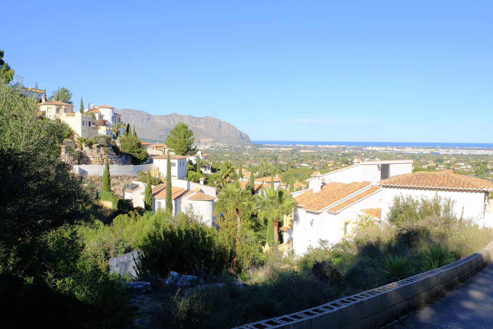 4 bedroom Villa for sale in Monte Solana with pool garage - € 795,000 (Ref: 9664062)