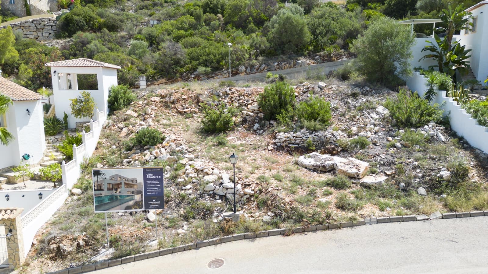 4 bedroom Villa for sale in Monte Solana with pool garage - € 795,000 (Ref: 9664062)