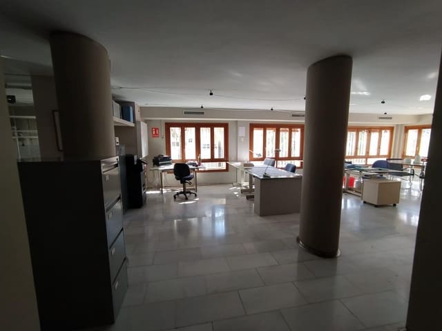 Office for sale in Centro, Elche / Elx - € 220,000 (Ref: 8393107)