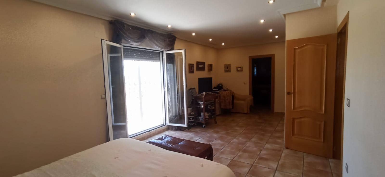 5 chambre Villa/Maison à vendre à Torrellano avec piscine - 469 000 € (Ref: 8393141)