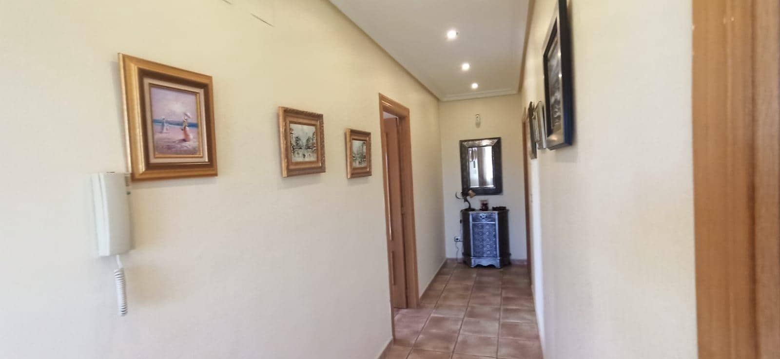 5 chambre Villa/Maison à vendre à Torrellano avec piscine - 469 000 € (Ref: 8393141)