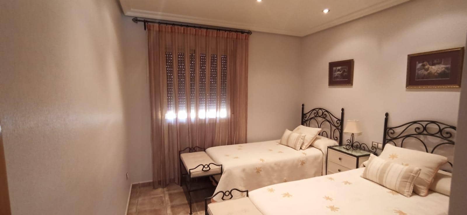 5 chambre Villa/Maison à vendre à Torrellano avec piscine - 469 000 € (Ref: 8393141)