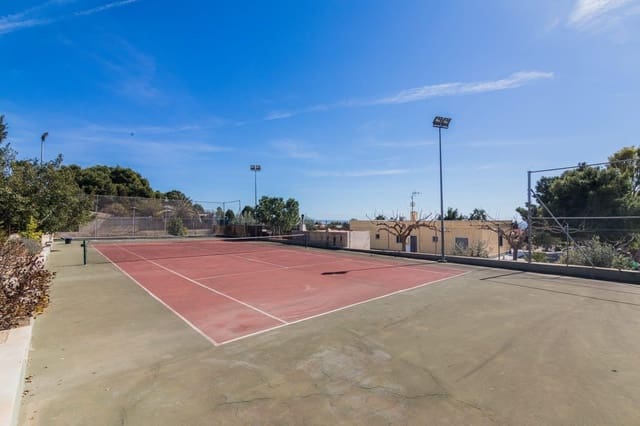 3 Zimmer Villa zu verkaufen in Elche / Elx mit Pool - 550.000 € (Ref: 8393144)