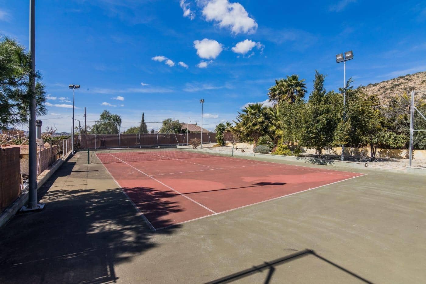 3 Zimmer Villa zu verkaufen in Elche / Elx mit Pool - 550.000 € (Ref: 8393144)