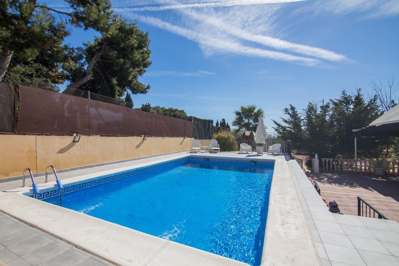 3 Zimmer Villa zu verkaufen in Elche / Elx mit Pool - 550.000 € (Ref: 8393144)