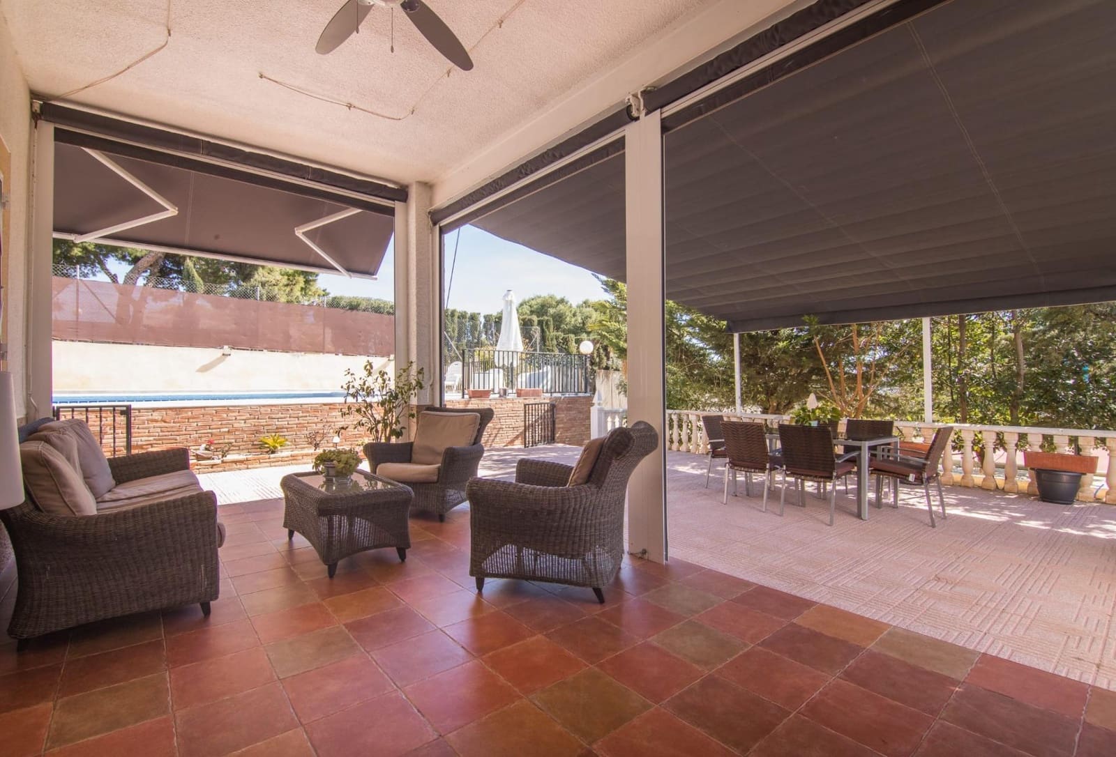 3 Zimmer Villa zu verkaufen in Elche / Elx mit Pool - 550.000 € (Ref: 8393144)