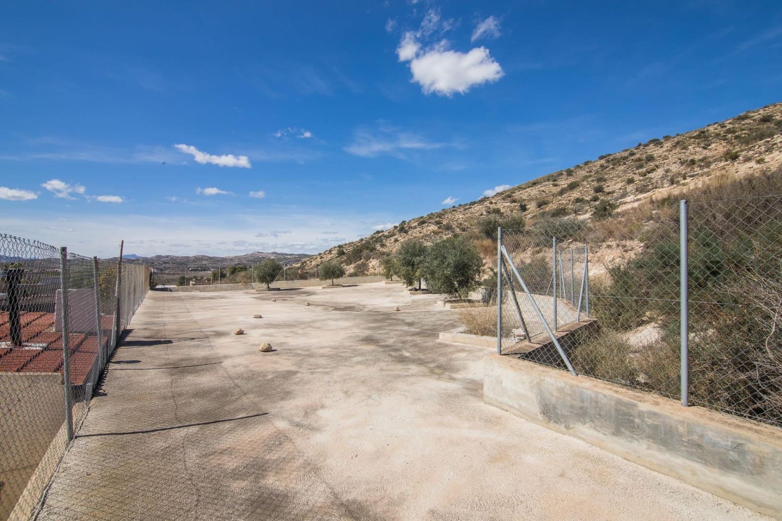 3 Zimmer Villa zu verkaufen in Elche / Elx mit Pool - 550.000 € (Ref: 8393144)