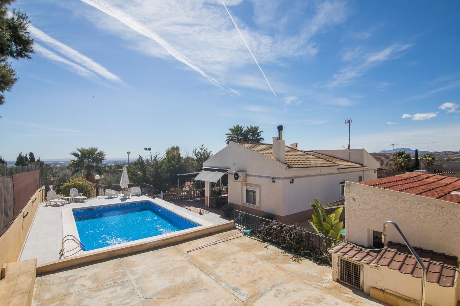 3 Zimmer Villa zu verkaufen in Elche / Elx mit Pool - 550.000 € (Ref: 8393144)