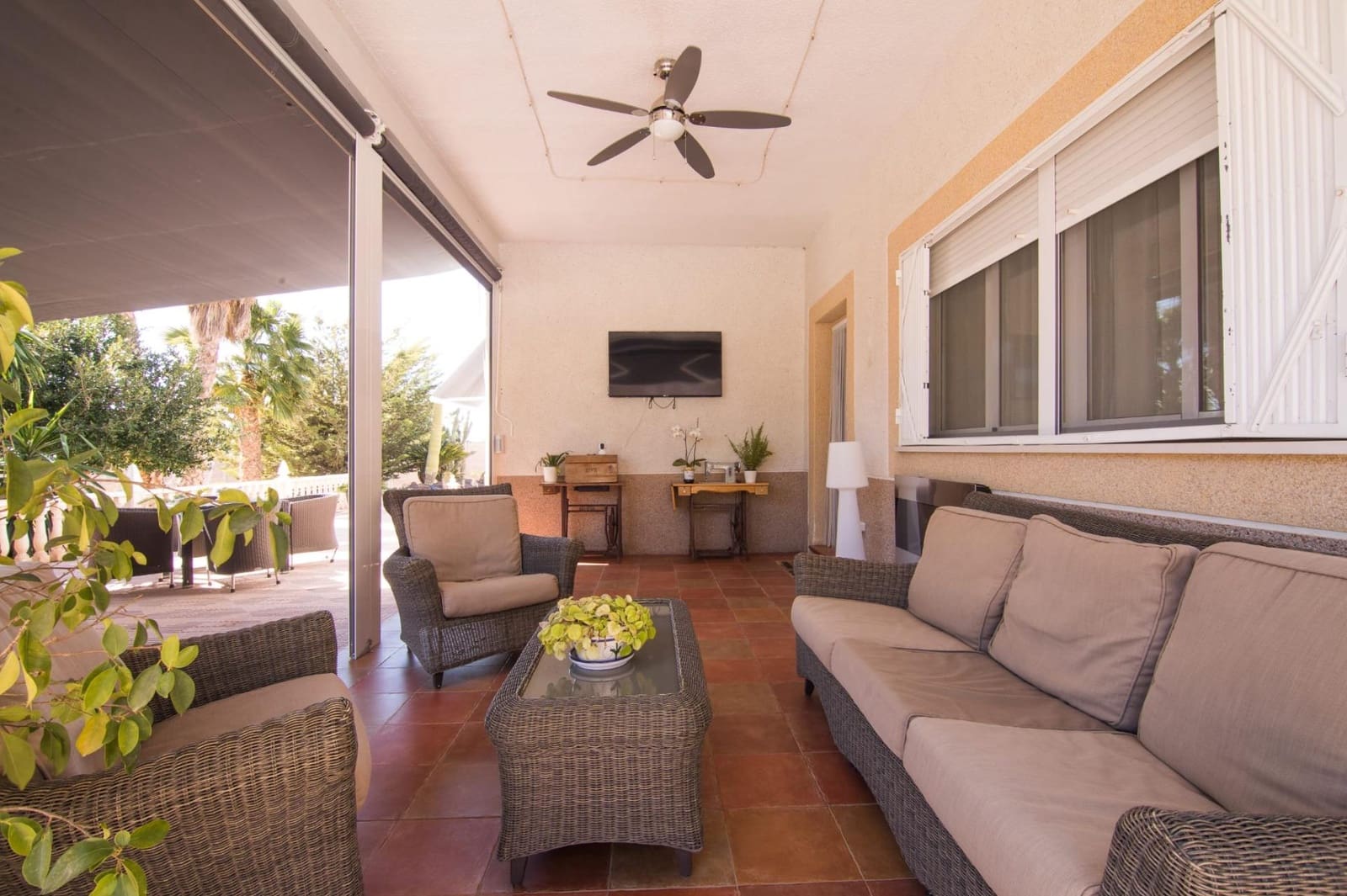 3 Zimmer Villa zu verkaufen in Elche / Elx mit Pool - 550.000 € (Ref: 8393144)