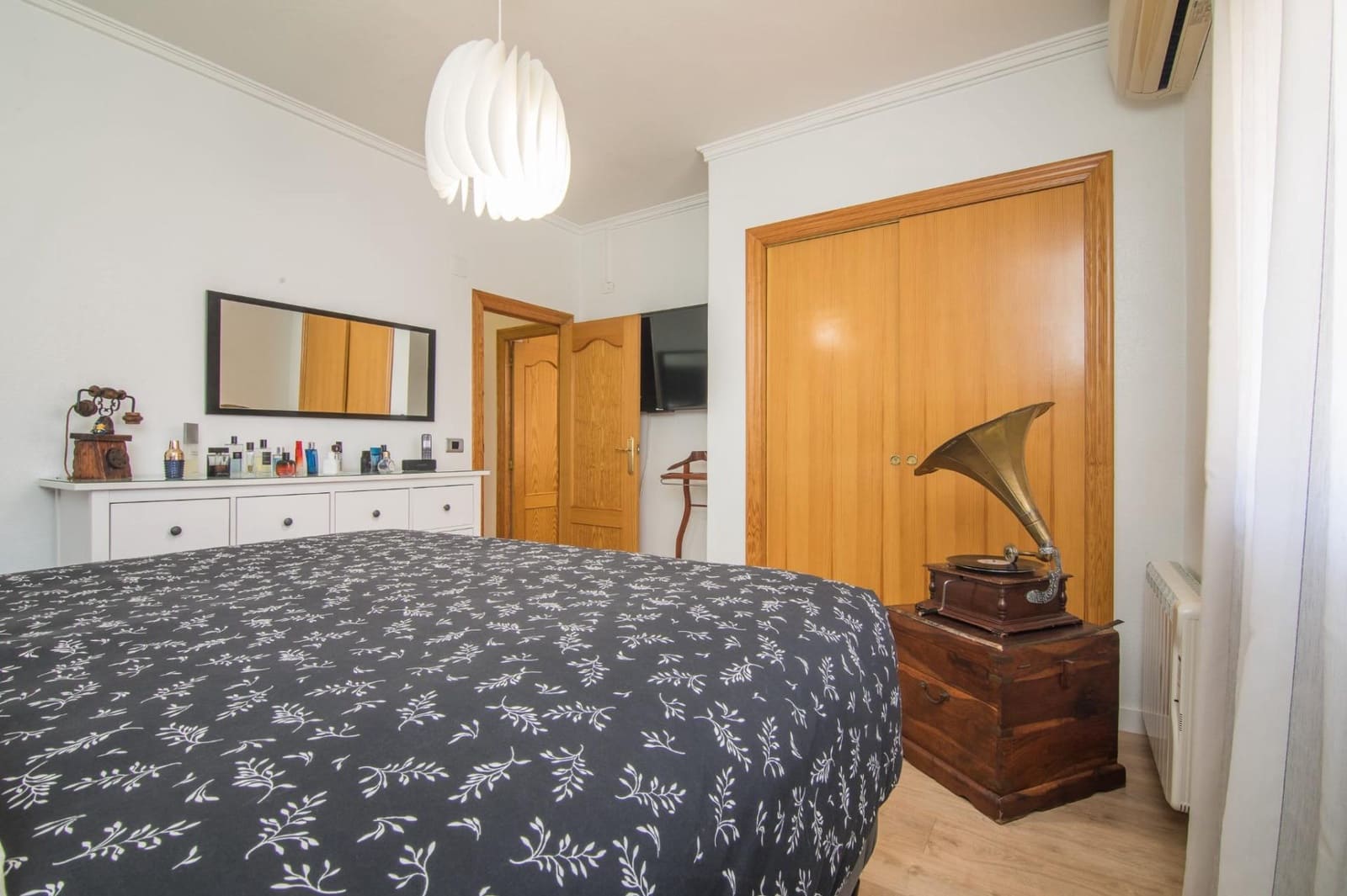 3 Zimmer Villa zu verkaufen in Elche / Elx mit Pool - 550.000 € (Ref: 8393144)