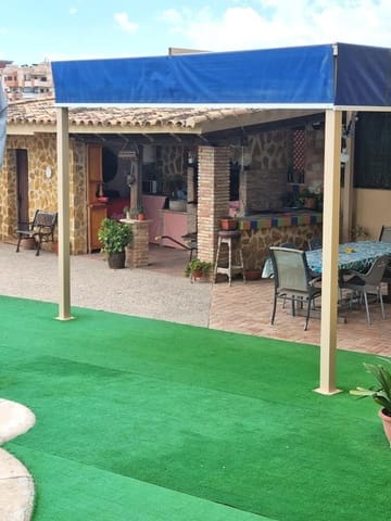 5 Zimmer Villa zu verkaufen in Playa Flamenca, Orihuela mit Pool - 450.000 € (Ref: 9218621)