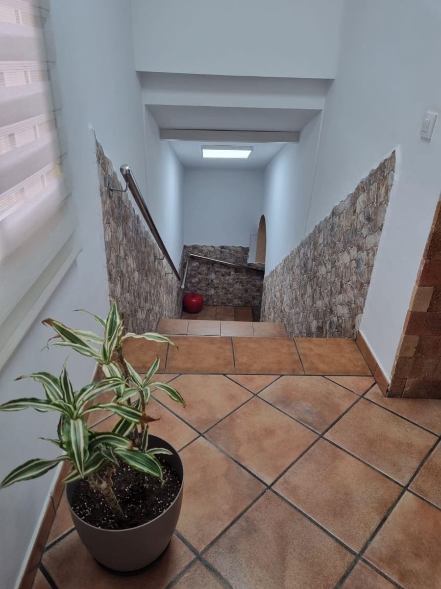 5 Zimmer Villa zu verkaufen in Playa Flamenca mit Pool - 450.000 € (Ref: 9218621)