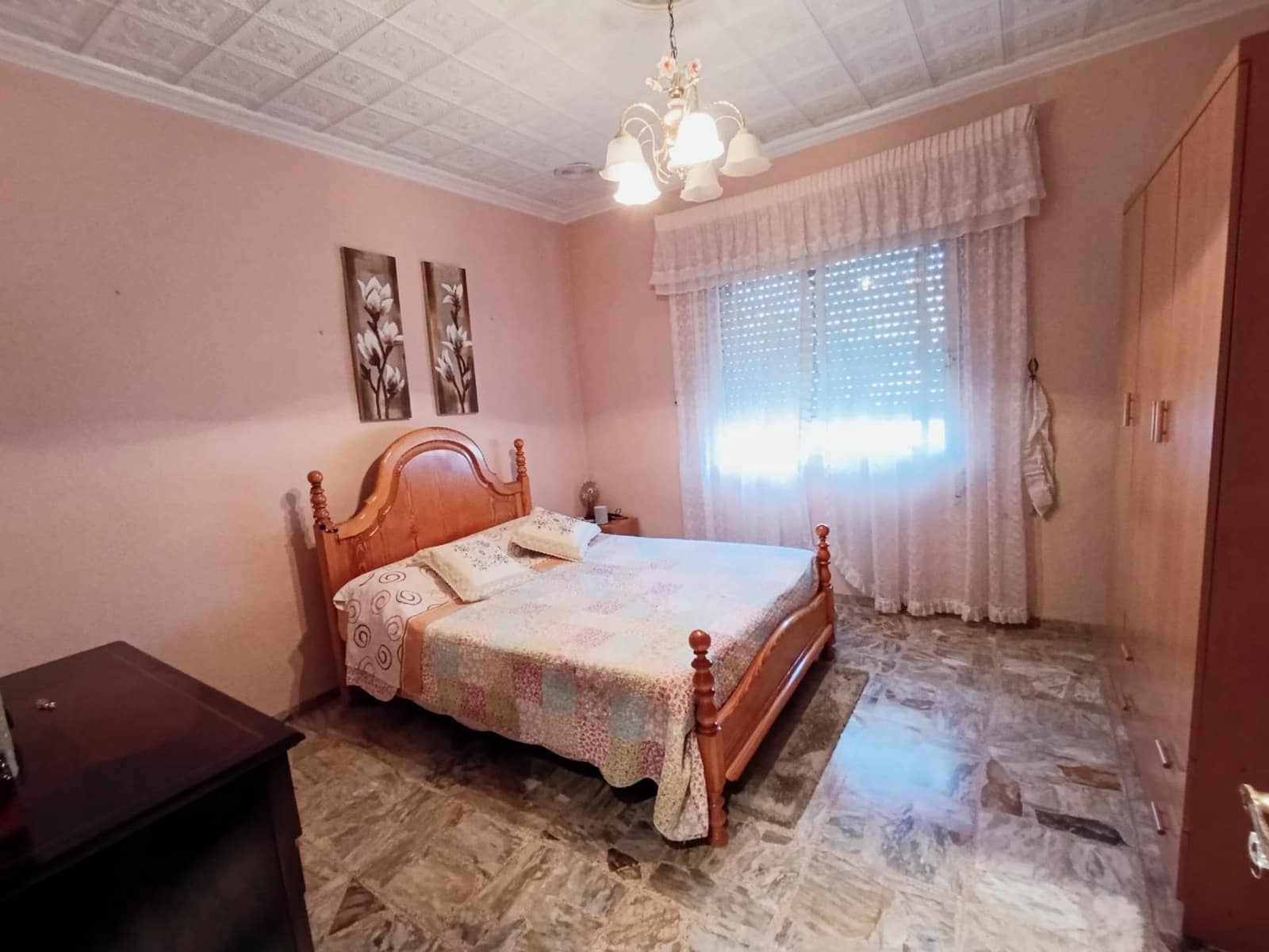 5 soveværelse Villa til salg i Matola med swimmingpool - € 500.000 (Ref: 9218627)