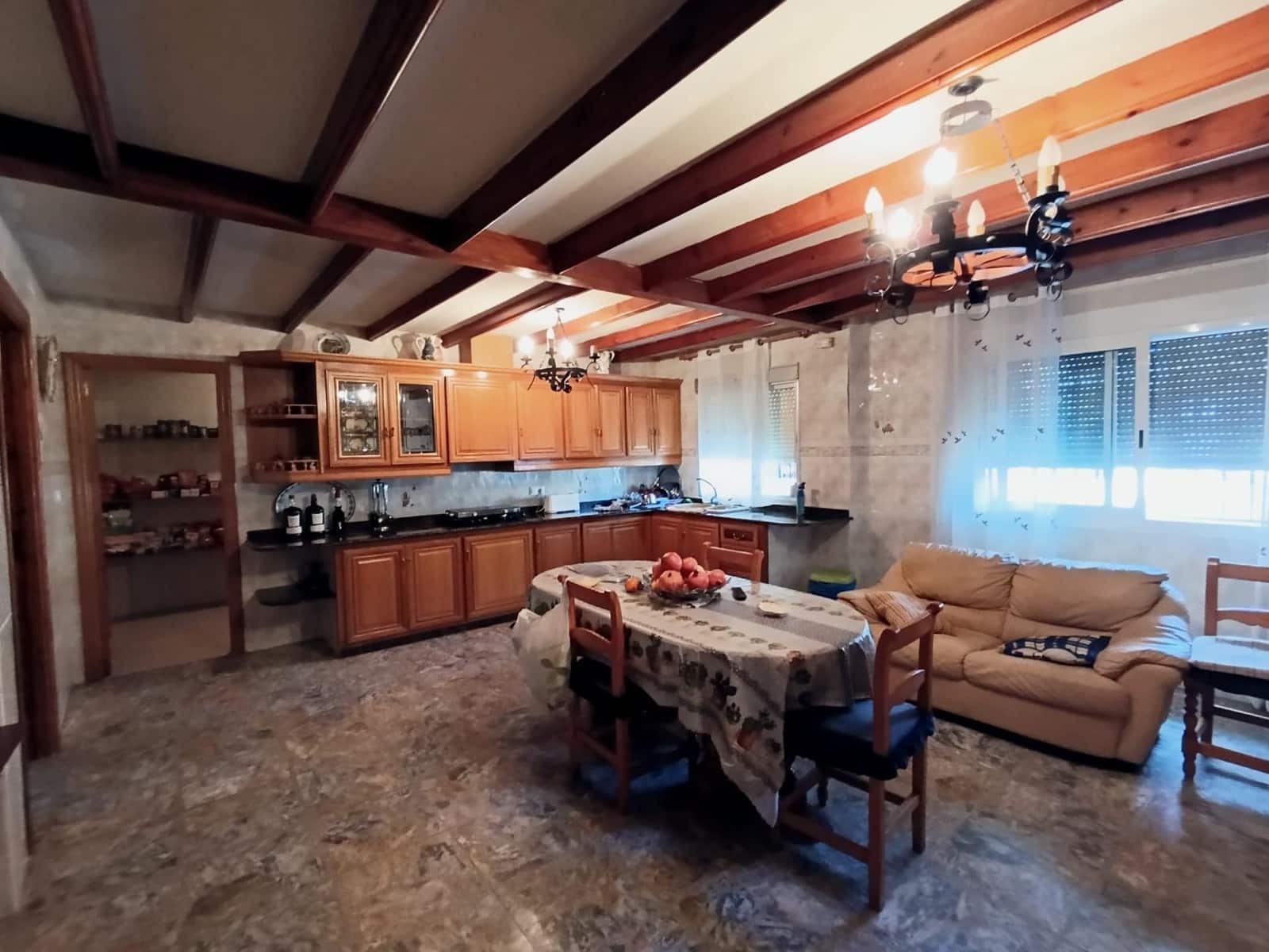 5 soveværelse Villa til salg i Matola med swimmingpool - € 500.000 (Ref: 9218627)