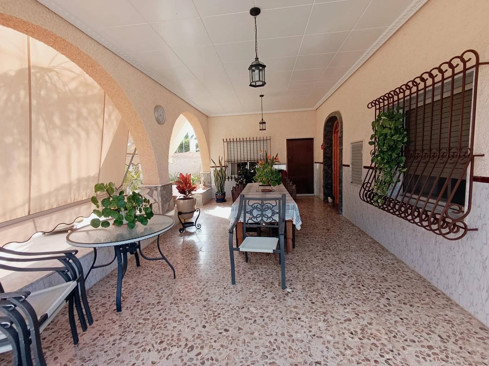 5 soveværelse Villa til salg i Matola med swimmingpool - € 500.000 (Ref: 9218627)