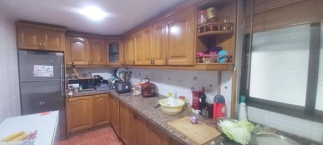 3 soveværelse Lejlighed til salg i Mercado, Alicante by - € 158.800 (Ref: 9218628)