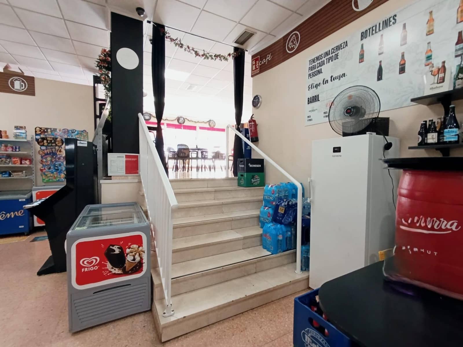 Bedrift til leie i Elche / Elx - € 1 100 (Ref: 9218630)