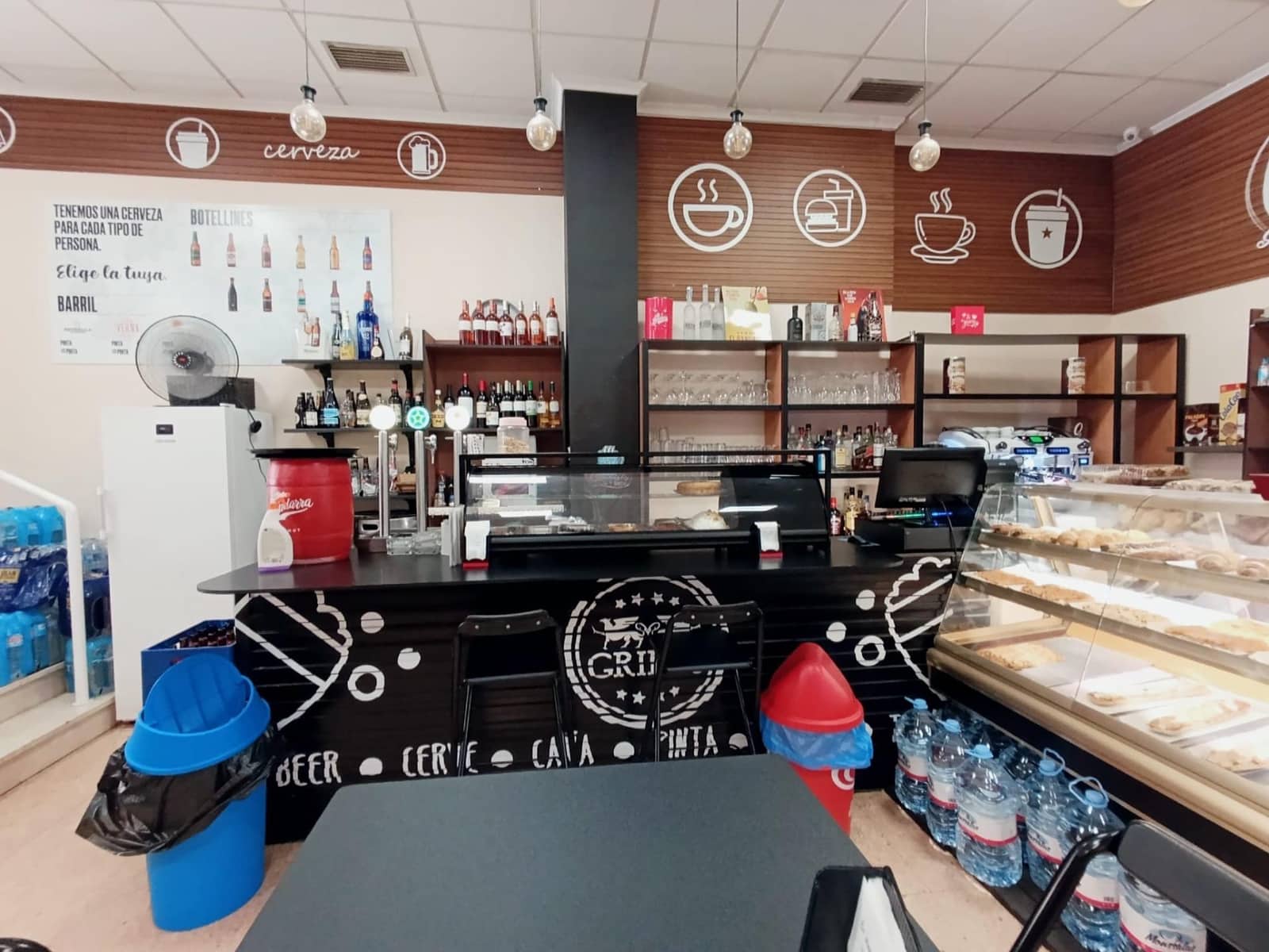 Bedrift til leie i Elche / Elx - € 1 100 (Ref: 9218630)