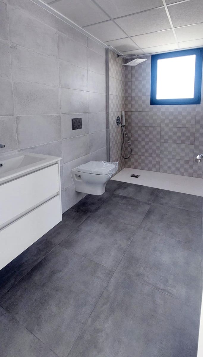 Chalet de 4 habitaciones en Gran Alacant en venta con piscina - 595.000 € (Ref: 9218634)