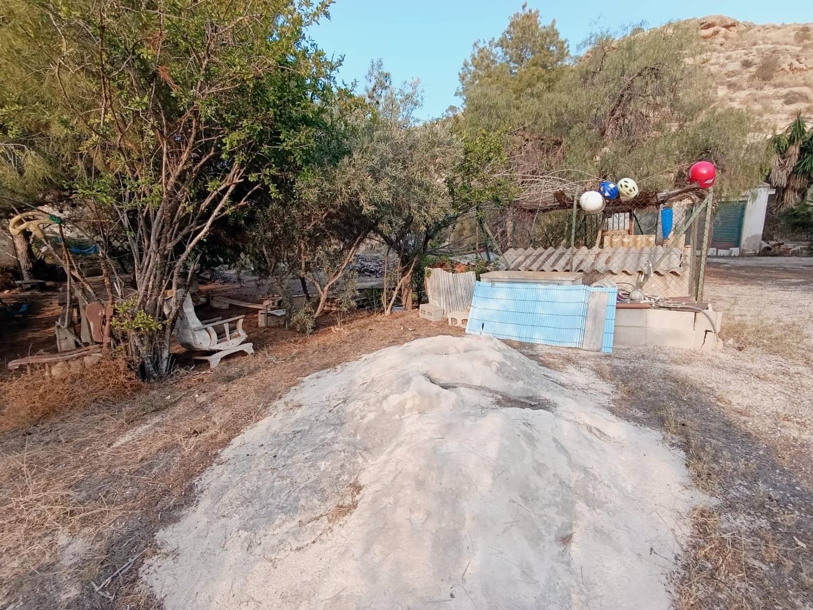 2 sypialnia Finka/Dom wiejski na sprzedaż w Elche / Elx - 130 000 € (Ref: 9218636)