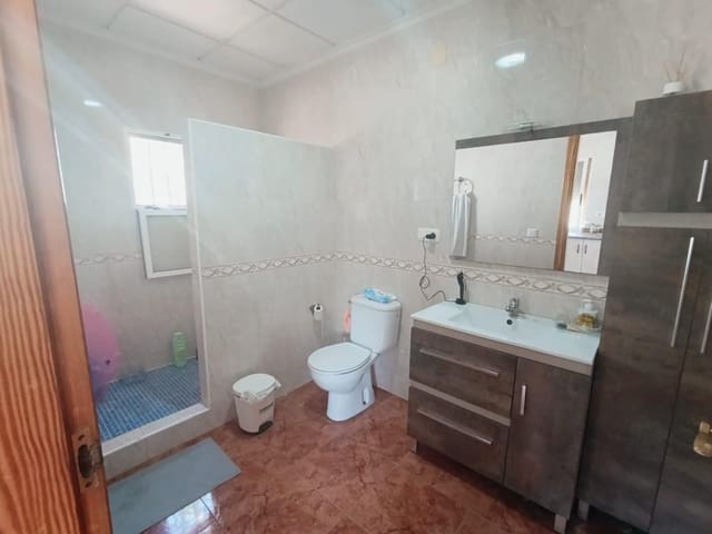 5 sovrum Finca/Hus på landet till salu i Elche / Elx - 260 000 € (Ref: 9218637)