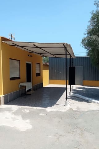 2 bedroom Finca/Country House for sale in Matola, Elche / Elx with garage - € 149,900 (Ref: 9344779)