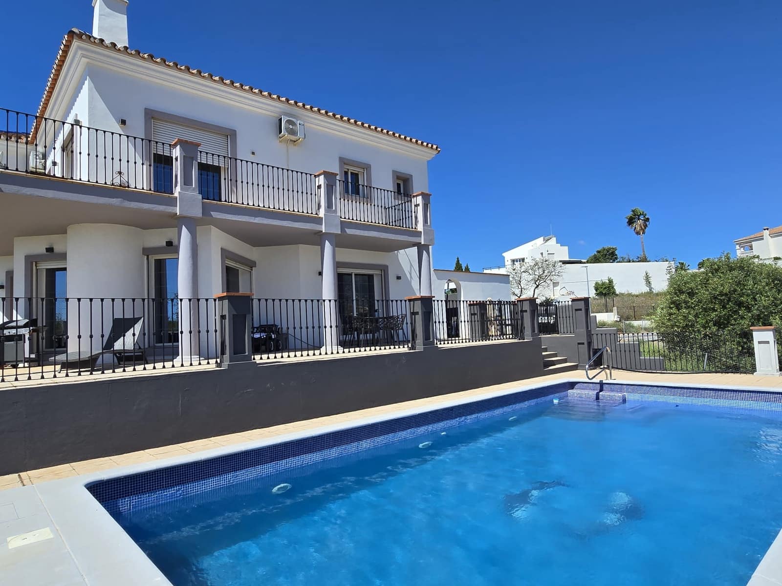 Chalet de 4 habitaciones en Mijas Golf en venta con piscina garaje - 745.000 € (Ref: 9338812)