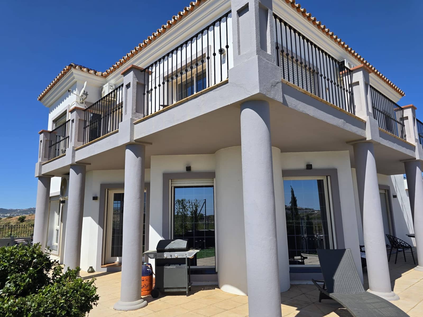 Chalet de 4 habitaciones en Mijas Golf en venta con piscina garaje - 745.000 € (Ref: 9338812)