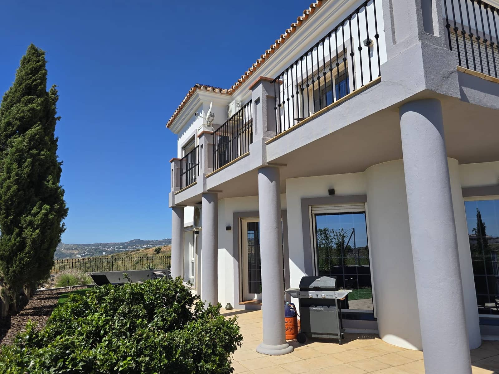 Chalet de 4 habitaciones en Mijas Golf en venta con piscina garaje - 745.000 € (Ref: 9338812)