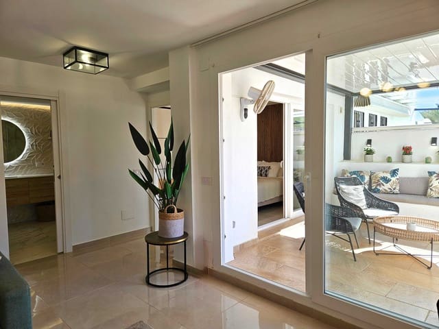 1 soveværelse Lejlighed til salg i Benalmádena med swimmingpool - € 375.000 (Ref: 9345678)