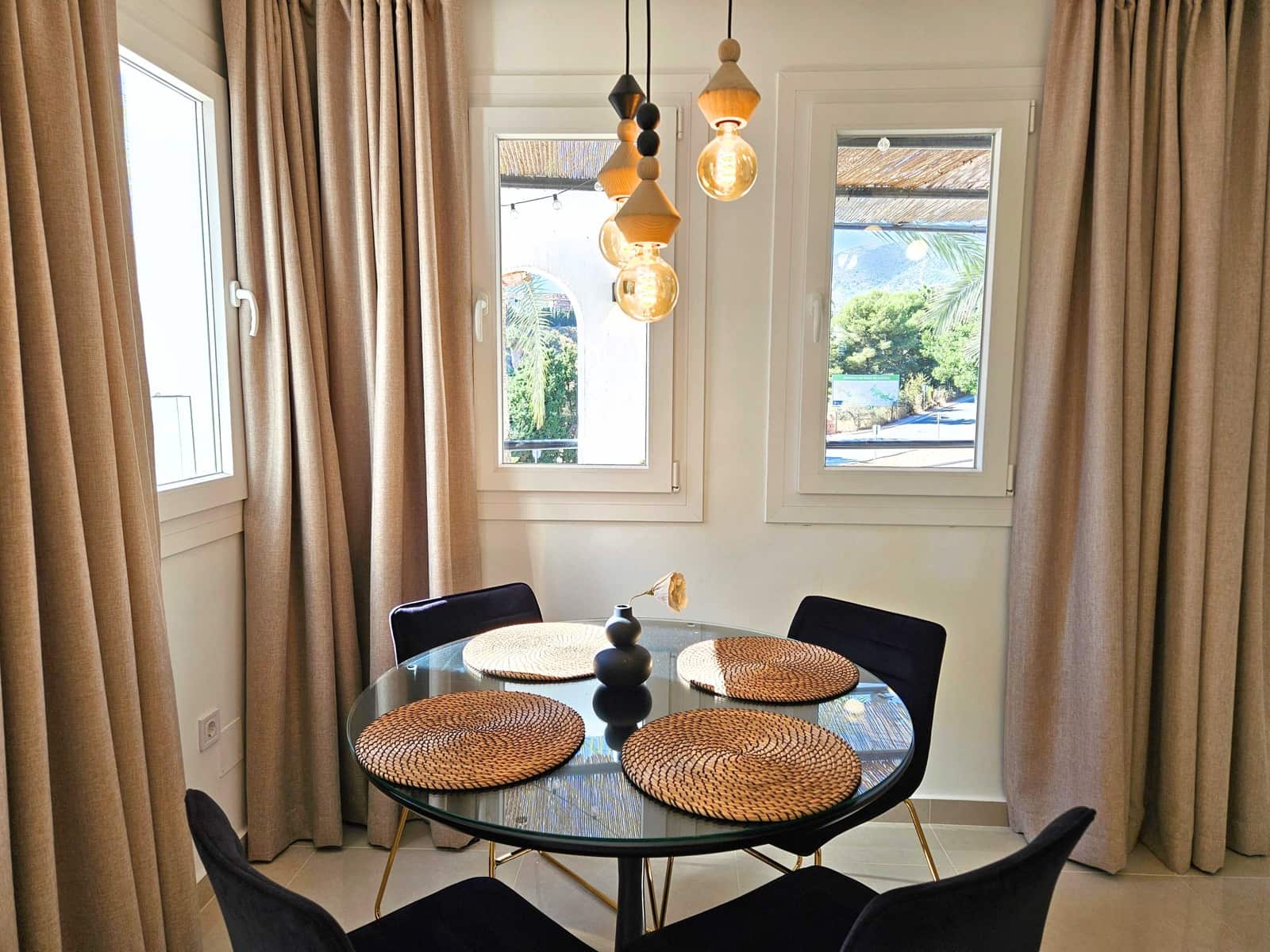 1 soveværelse Lejlighed til salg i Benalmadena med swimmingpool - € 375.000 (Ref: 9345678)