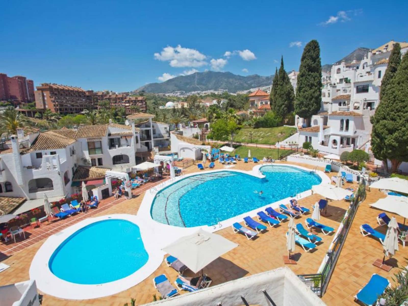 1 soveværelse Lejlighed til salg i Benalmadena med swimmingpool - € 375.000 (Ref: 9345678)