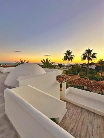 3 camera da letto Casa da affitare come casa vacanza in Calahonda, Mijas con piscina garage - 2.000 € (Rif: 9349942)