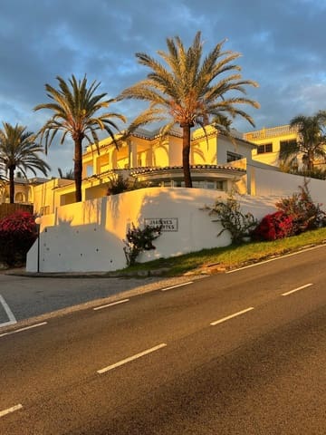 3 camera da letto Casa da affitare come casa vacanza in Calahonda, Mijas con piscina garage - 2.000 € (Rif: 9349942)