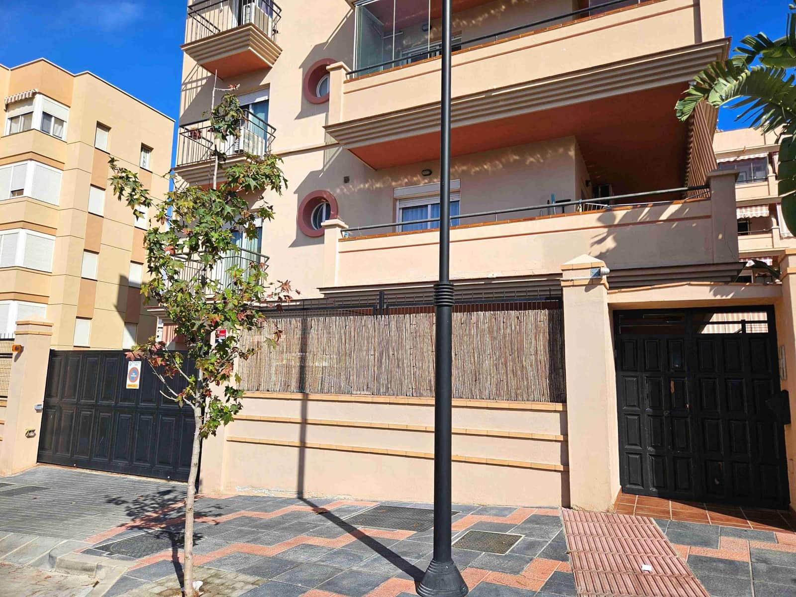 1 sovrum Lägenhet till salu i Mijas med pool garage - 295 000 € (Ref: 9386276)
