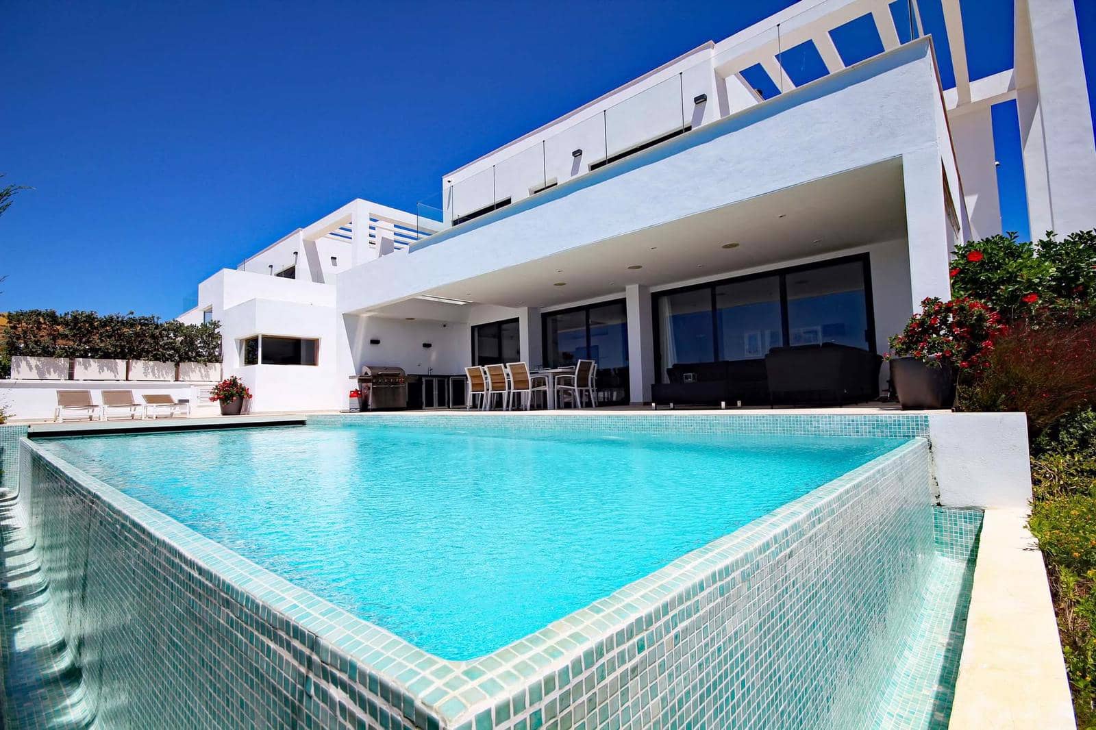 Villa/Maison de 4 chambres de location de vacances à Mijas Costa avec piscine garage - 3 000 € (Ref: 9394091)