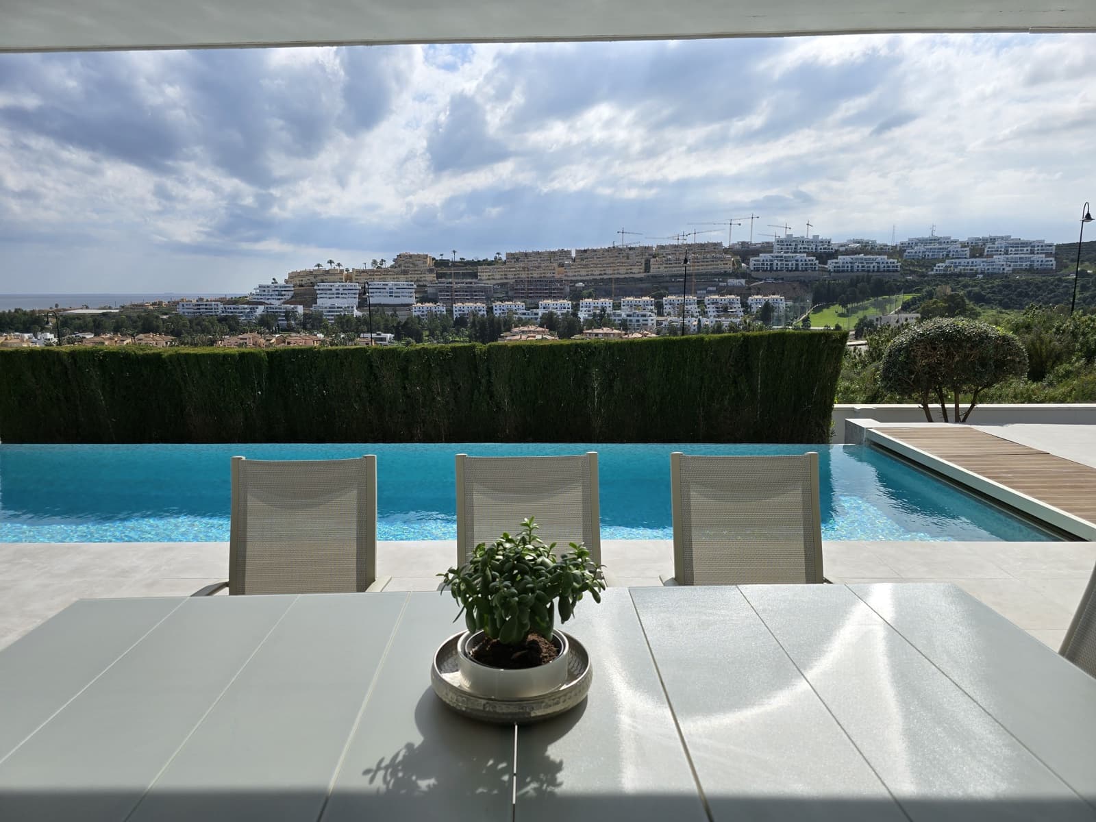 Villa/Maison de 4 chambres de location de vacances à Mijas Costa avec piscine garage - 3 000 € (Ref: 9394091)