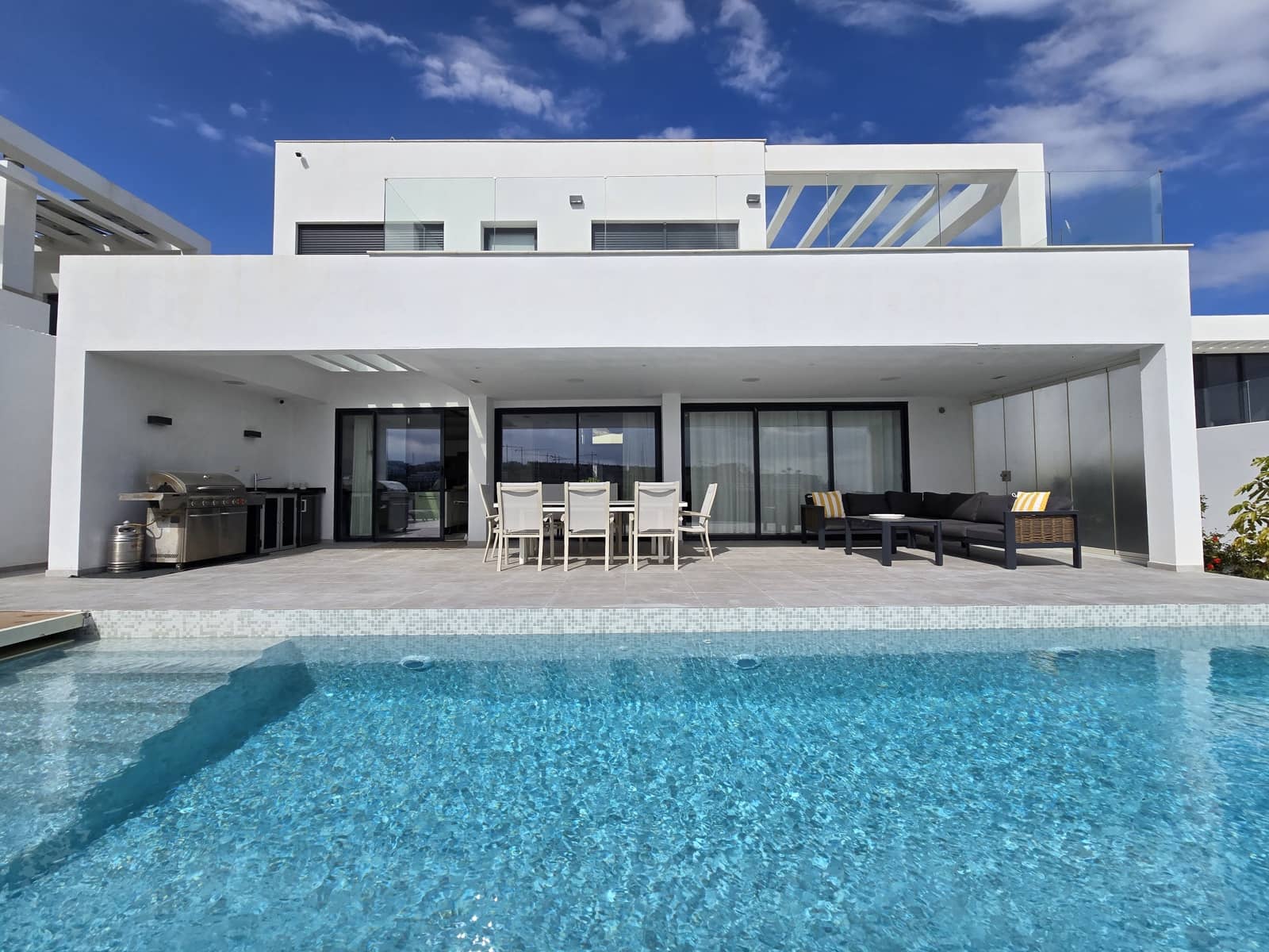 Villa/Maison de 4 chambres de location de vacances à Mijas Costa avec piscine garage - 3 000 € (Ref: 9394091)
