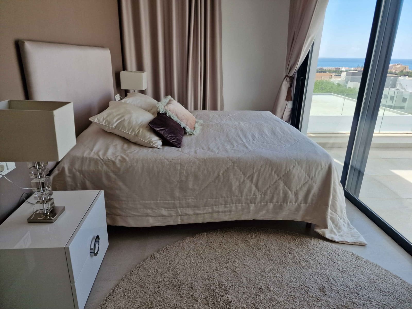 Villa/Maison de 4 chambres de location de vacances à Mijas Costa avec piscine garage - 3 000 € (Ref: 9394091)