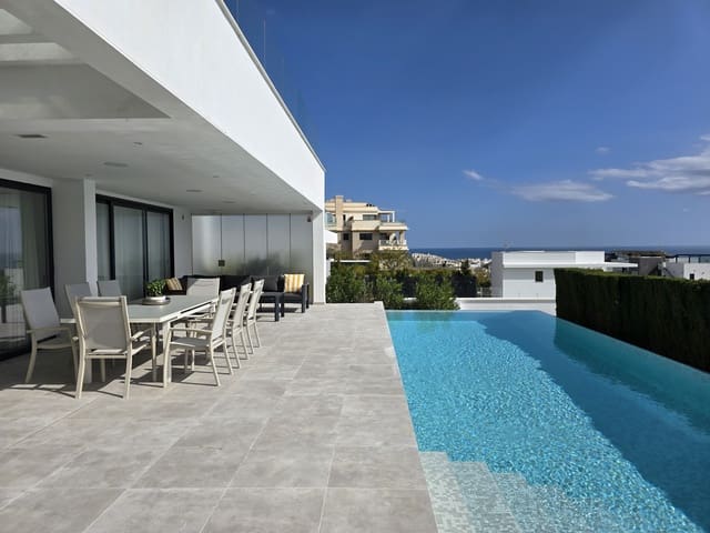 Villa/Maison de 4 chambres de location de vacances à Mijas Costa, Mijas avec piscine garage - 3 000 € (Ref: 9394091)