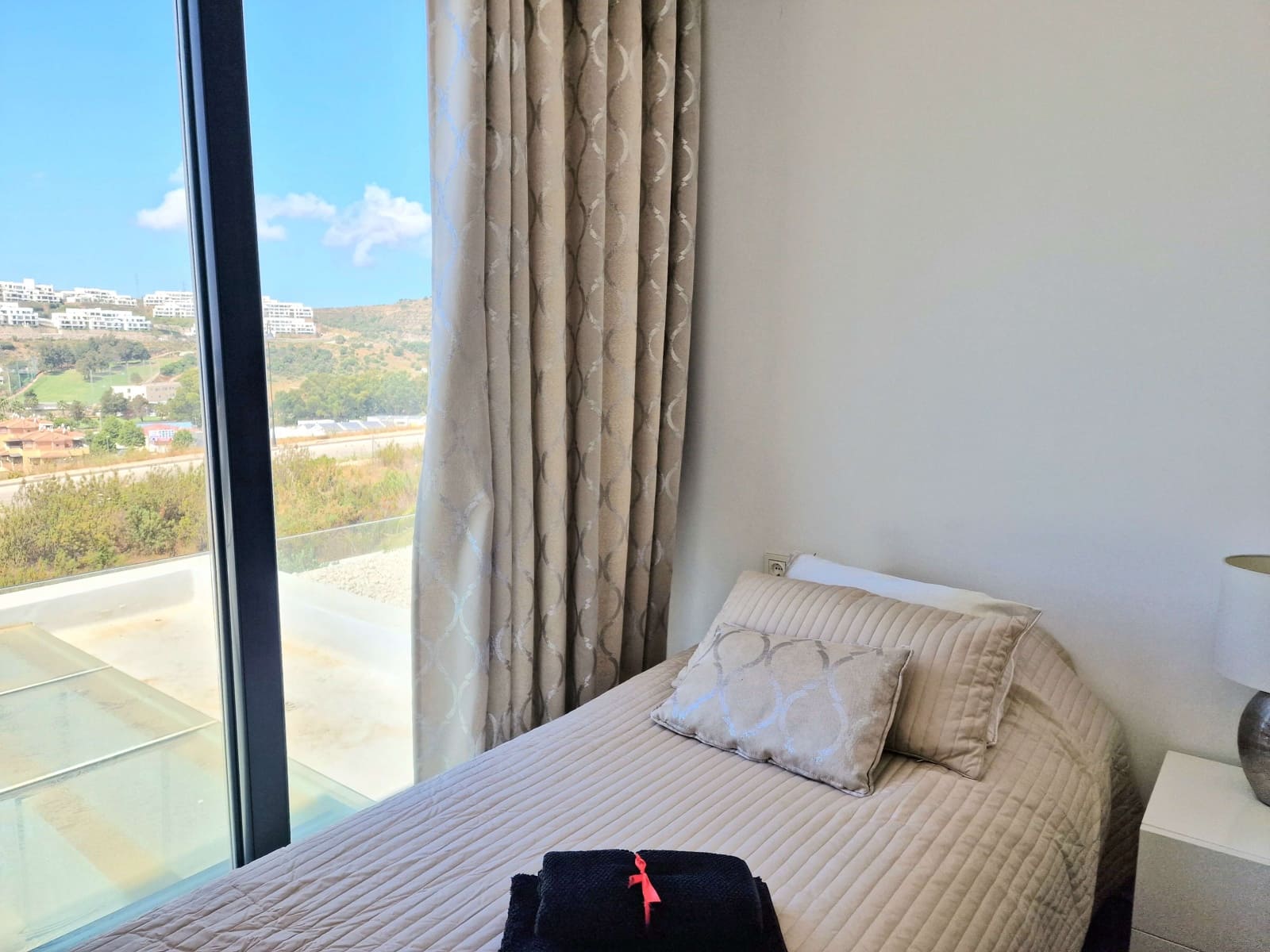 Villa/Maison de 4 chambres de location de vacances à Mijas Costa avec piscine garage - 3 000 € (Ref: 9394091)