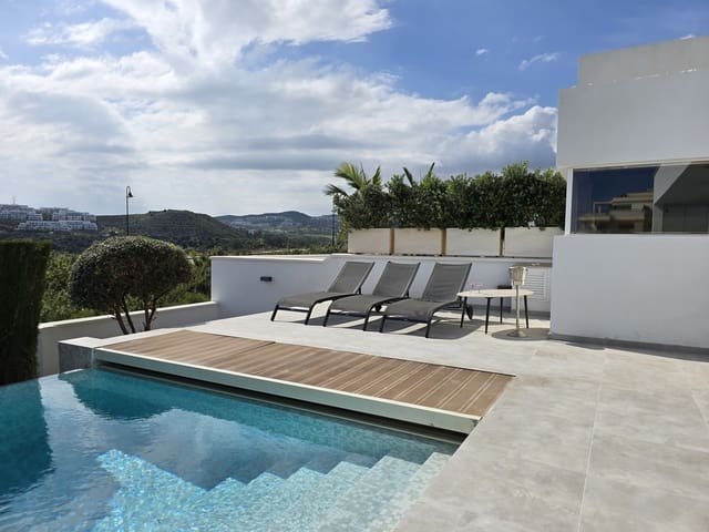 Villa/Maison de 4 chambres de location de vacances à Mijas Costa, Mijas avec piscine garage - 3 000 € (Ref: 9394091)